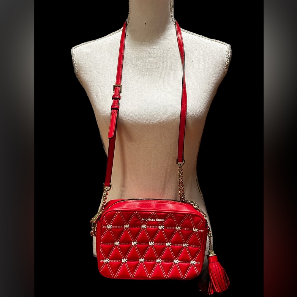 MICHAEL KORS
Ginny Medium Quilted Leather Crossbody Bag